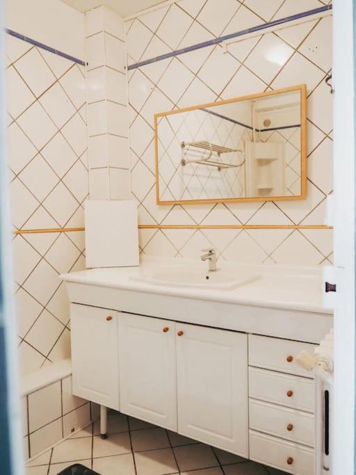 Appartement Avec Patio Saint Anne-dʼAuray Zewnętrze zdjęcie
